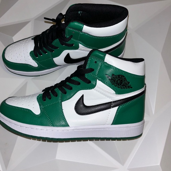 Nike Air Jordan 1 Mid Retro Special Edition size 9.5 - Picture 4 of 4